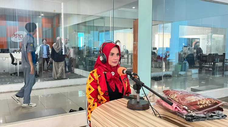Melani Manfaatkan Media Sosial Perluas Pemasaran Produk