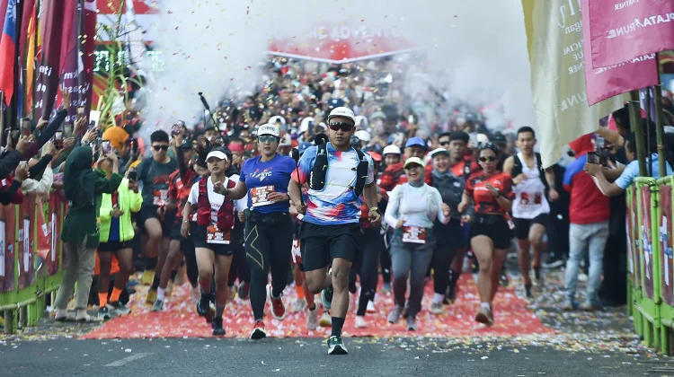 Tiga Ribu Peserta dari 26 Negara Ramaikan Bromo Marathon 2026