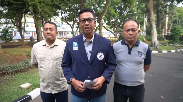 Pesawat PK-S360 Mendarat Darurat di Blora, Kru Selamat