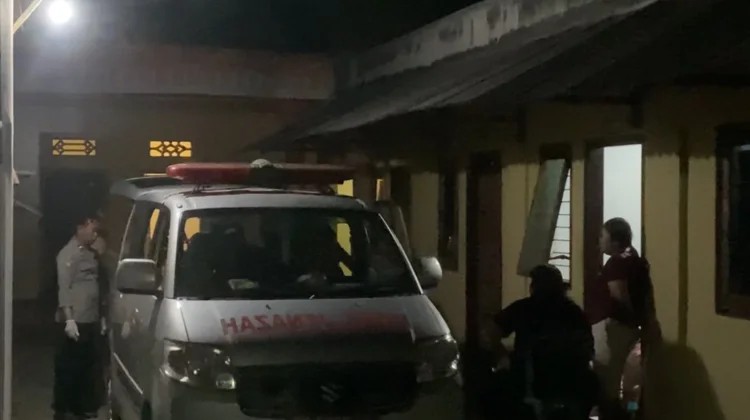 Pria Ditemukan Meninggal di Kamar Kos, Ada Teman Perempuan di Lokasi