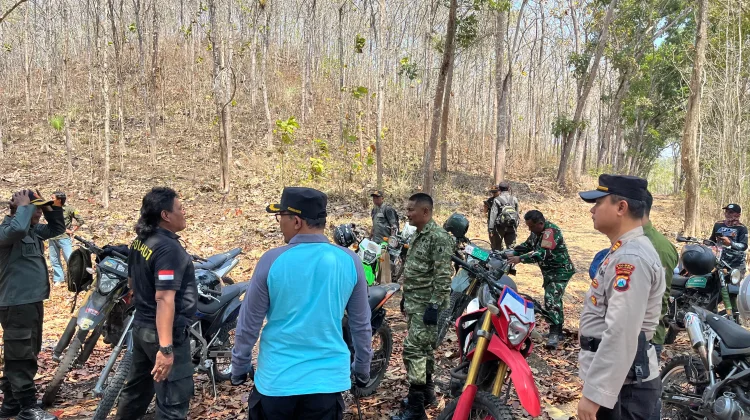 Polres Malang Perkuat Patroli Karhutla di Bantur, Sisir Area BKPH Sengguruh