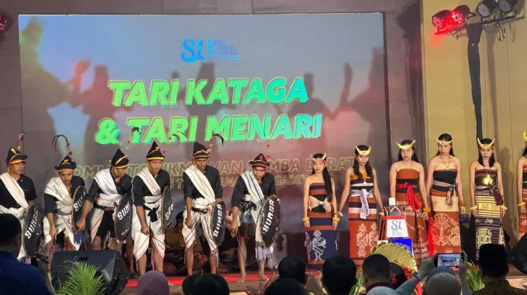 Tari Kataga dan Tari Menari Buka HUT RRI ke-81 di Malang