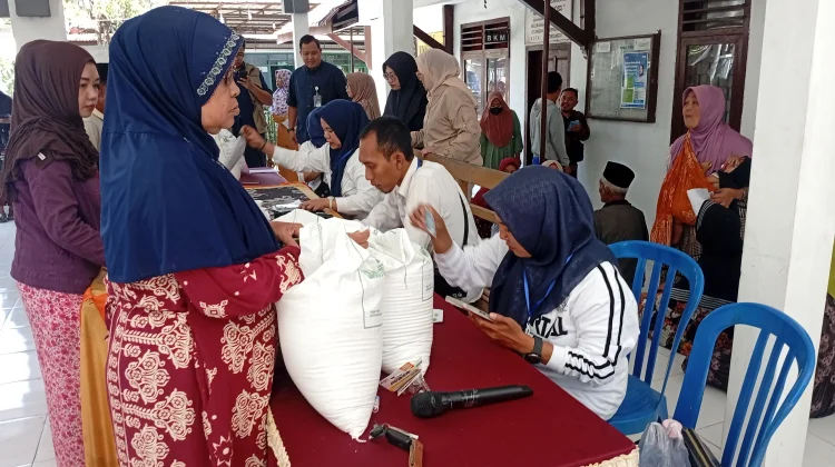 Stabilkan Inflasi di Kota Probolinggo, Bantuan Pangan Digelontorkan untuk Warga
