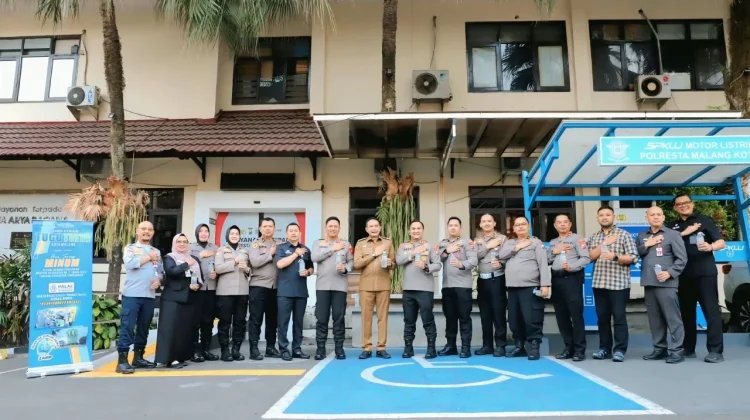 Anjungan Air Siap Minum Gratis Hadir di Polresta Malang Kota
