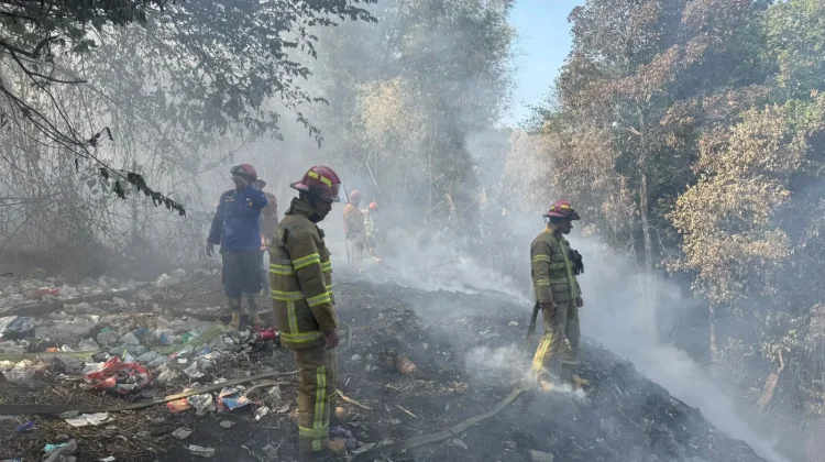 Tumpukan Sampah 750 Meter Persegi di Jatimulyo Terbakar, 24 Ribu Liter Air Dikerahk