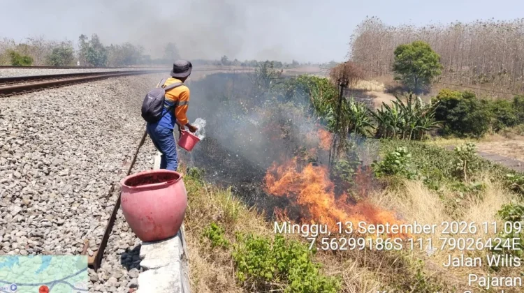 Dua Kali Ganggu Perjalanan, KAI Imbau Warga Tak Bakar Lahan di Sekitar Jalur KA
