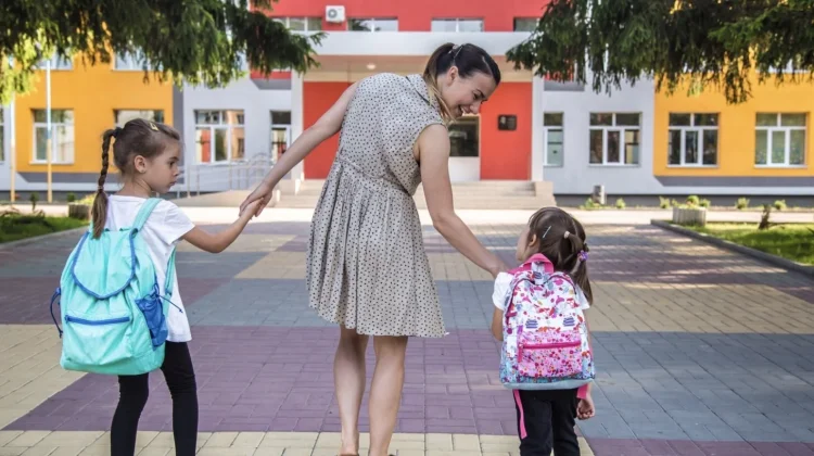 Peran Orang Tua Penting Siapkan Anak Masuk Sekolah