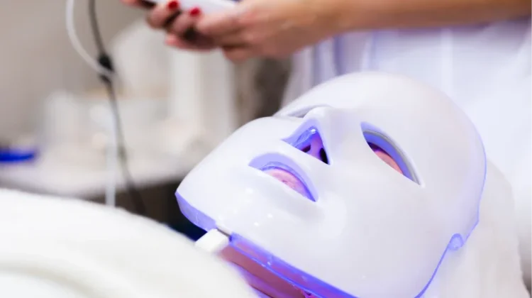 Skincare vs Treatment: Mana yang Lebih Penting?