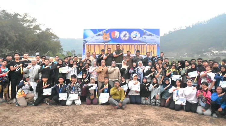 Danlanud Abd Saleh Tutup Kejurda Paralayang Jatim 2026