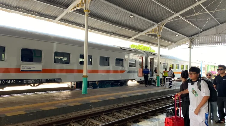 KA Wijayakusuma Sementara Gunakan Kereta Ekonomi New Generation