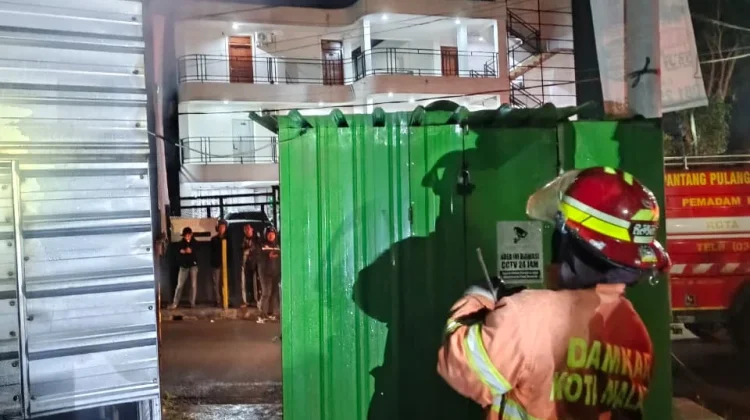 Korban Kebakaran Warung Madura Ditemukan di Bak Mandi