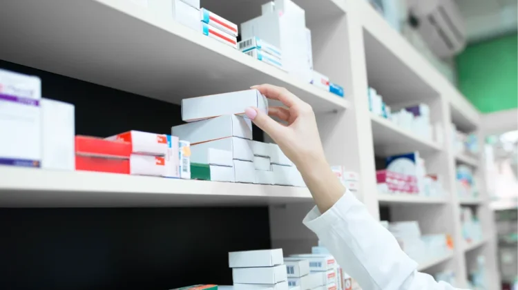 Jangan Sembarangan Ikuti Rekomendasi Obat dari Orang Lain