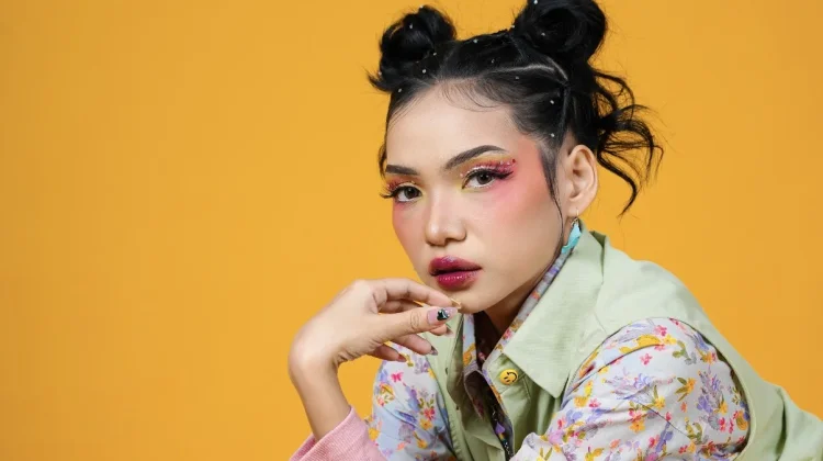 Risa Paramita Lepaskan Masa Lalu lewat Single Ceria "Dah!"