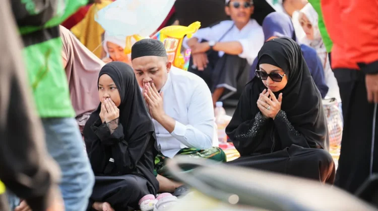 Hadiri Haul Solo 2026, Bupati Rusdi Pilih Lesehan Bareng Ribuan Jamaah