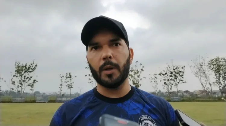 Arema FC Waspadai Karakter Spanyol Bhayangkara Presisi Lampung FC