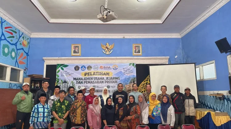 Hibah BIMA UB Dorong Usaha Maggot Desa Ngabab Naik Kelas