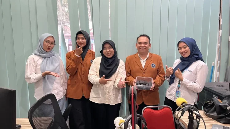 Tim Brida Ubah Sampah Daun Kering Jadi Bahan Bakar Alternatif