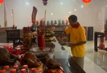 Imlek di Klenteng Kwan Im Tong Kota Batu Berlangsung Khidmat