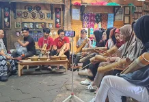 Musisi Arca Tatasawara Latih Mahasiswa KKN Tematik UMM 2026 Patrol