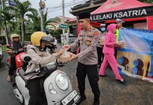 Ramadan, Polres Probolinggo Gelar Berbagi Takjil