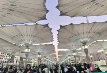 Payung Raksasa Ikonik Masjid Nabawi: Perpaduan Estetika dan Fungsi