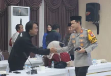 Polres Probolinggo Buka Ruang Kritik Mahasiswa di Acara Buka Bersama