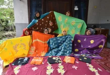 Geliat Desa Kepulungan Gempol Produksi Batik Kelor