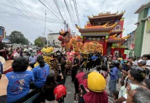 Cap Go Meh, Barongsai Keliling Semarakkan Blitar