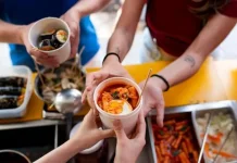 Berbuka Puasa Nyaman di Kereta saat Mudik