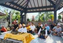 PHDI Jatim dan Paguyuban Pegawai BUMN Gelar Bakti Sosial Nyepi di Ampelgading