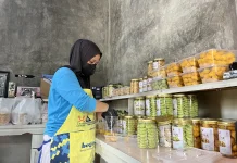 Sambut Lebaran, Pesanan Kue Kering Lebaran di Blitar Naik