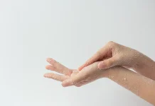 Tips Merawat Kulit Tetap Bersih dan Sehat tanpa Eksfoliasi Berlebihan