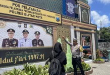 Polresta Blitar Sediakan Tambal Ban Gratis Bagi Pemudik