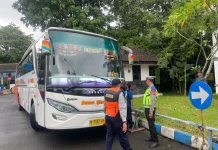 Satlantas Polres Malang Rampcheck Angkutan Mudik di Kepanjen