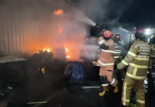Mobil dan Toko Sparepart Terbakar, Rugi Rp500 Juta