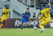 Pelatih Arema FC Pantau Kondisi Pemulihan Valdeci Moreira