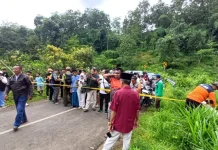 Lokasi Jembatan Ambruk Akses Madakaripu Dipasang Garis Pengaman