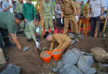 Danrem Kohir dan Gus Shobih Resmikan Ground Breaking Jembatan Perintis Garuda