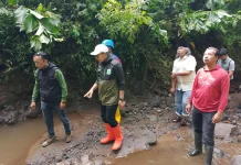 Wali Kota Batu Susur Sungai Pascabanjir Punten, Sorot Alih Fungsi Lahan