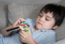 Autisme Tidak Bisa Dicegah, Kenali Gejala sejak Dini