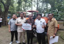 Daulat Pangan Presiden Prabowo, Bantuan Alsintan Dorong Produktivitas Petani