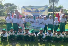 Puluhan Siswa TK Muslimat NU 15 Asah Motorik lewat Tradisi