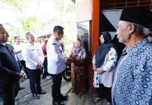 Wali Kota Batu Serahkan Santunan Peserta BPJS Ketenagakerjaan