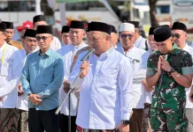752 CJH Kabupaten Probolinggo Diberangkatkan ke Asrama Haji Sukolilo