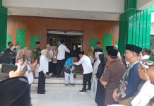 Lepas 314 CJH,Walikota Probolinggo Imbau Jaga Kesehatan serta Fokus Ibadah