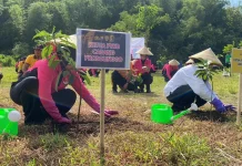 Wujud Kepedulian Lingkungan, Polres Probolinggo Tanam 1.000 Pohon di Maron