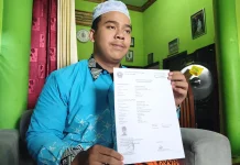 Termuda di Blitar, Hasby Wujudkan Impian Haji Sang Ayah