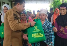 Baznas Kabupaten Probolinggo Salurkan Bantuan Sosial