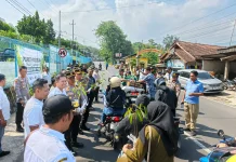 Jaga Lingkungan, Polri, TNI, Pemda sampai Instansi Kehutanan Bagikan Bibit Pohon