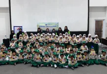 Asah Kreativitas sejak Dini, Siswa TK Al Masyithoh 2 & 8 Berimajinasi dengan Tangram